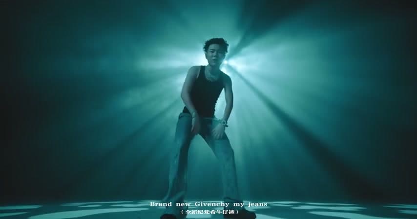 Lil Asian《HIGH IN THE CLOUD》 footage 3