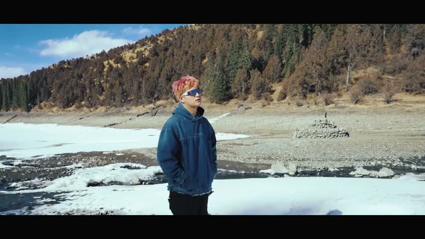 罗言《孤独满月球》 footage 10