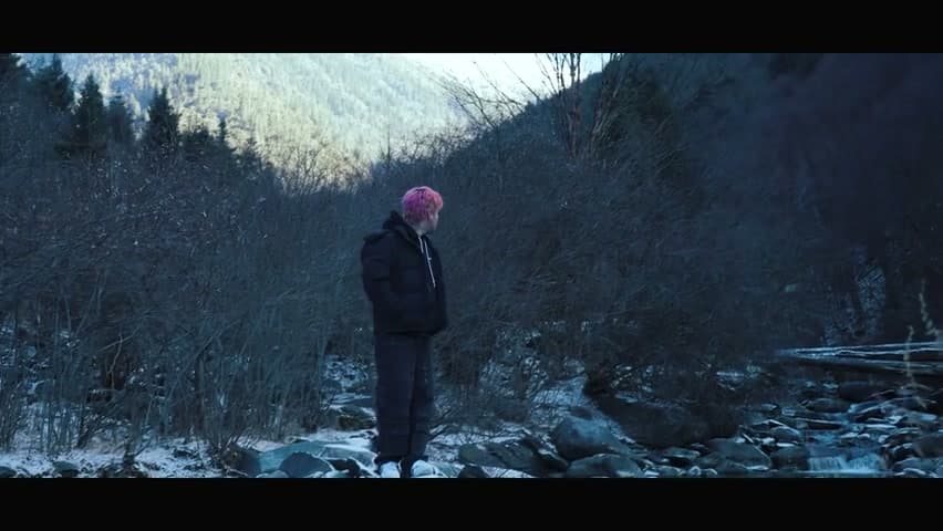 罗言《孤独满月球》 footage 27