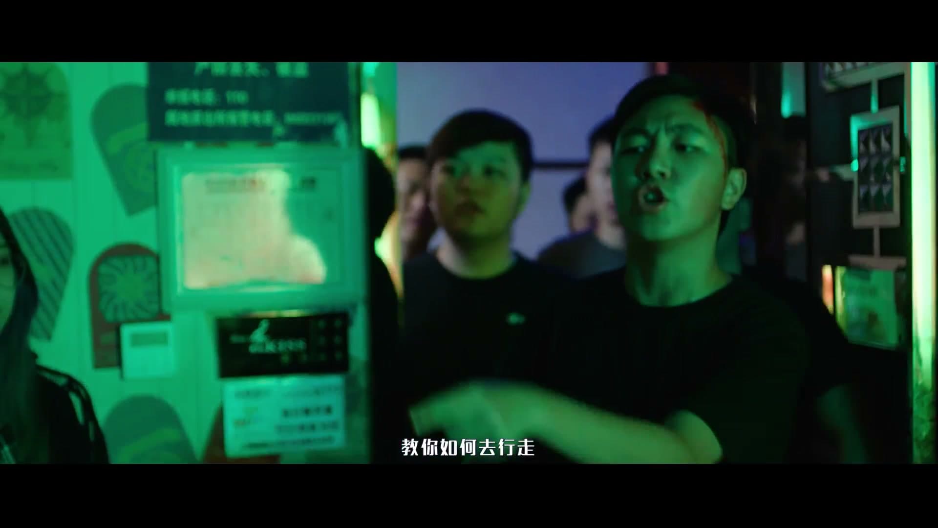 《迷途归路》未成年人权益保护MV——成都市龙泉驿区人民检察院 footage 15