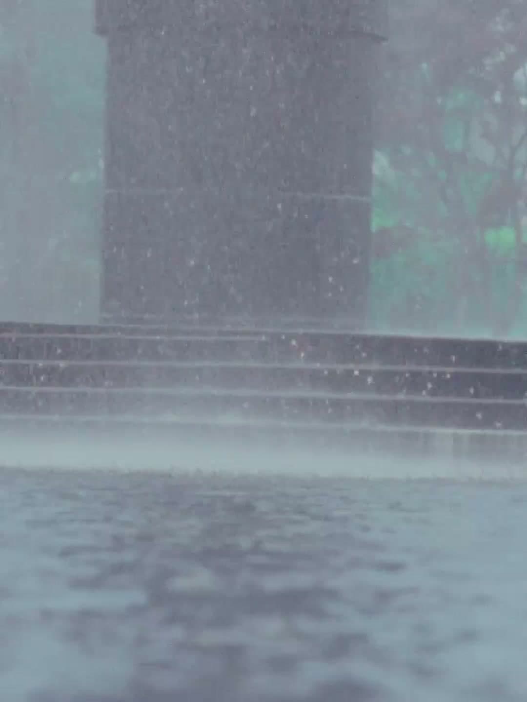 LOVE IS LOVE | 成都SKP"520"(DC) footage 3