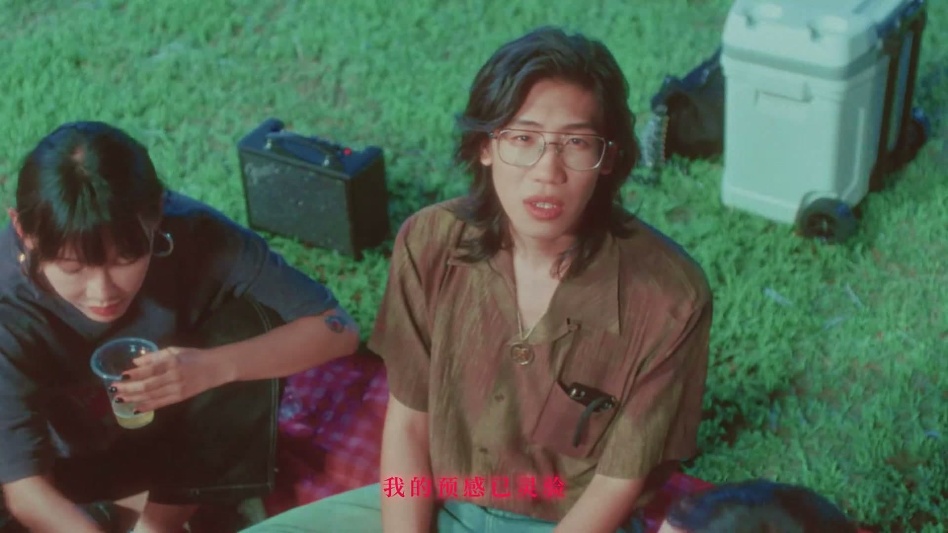 鱼翅Fin - 飞碟 - MV footage 19