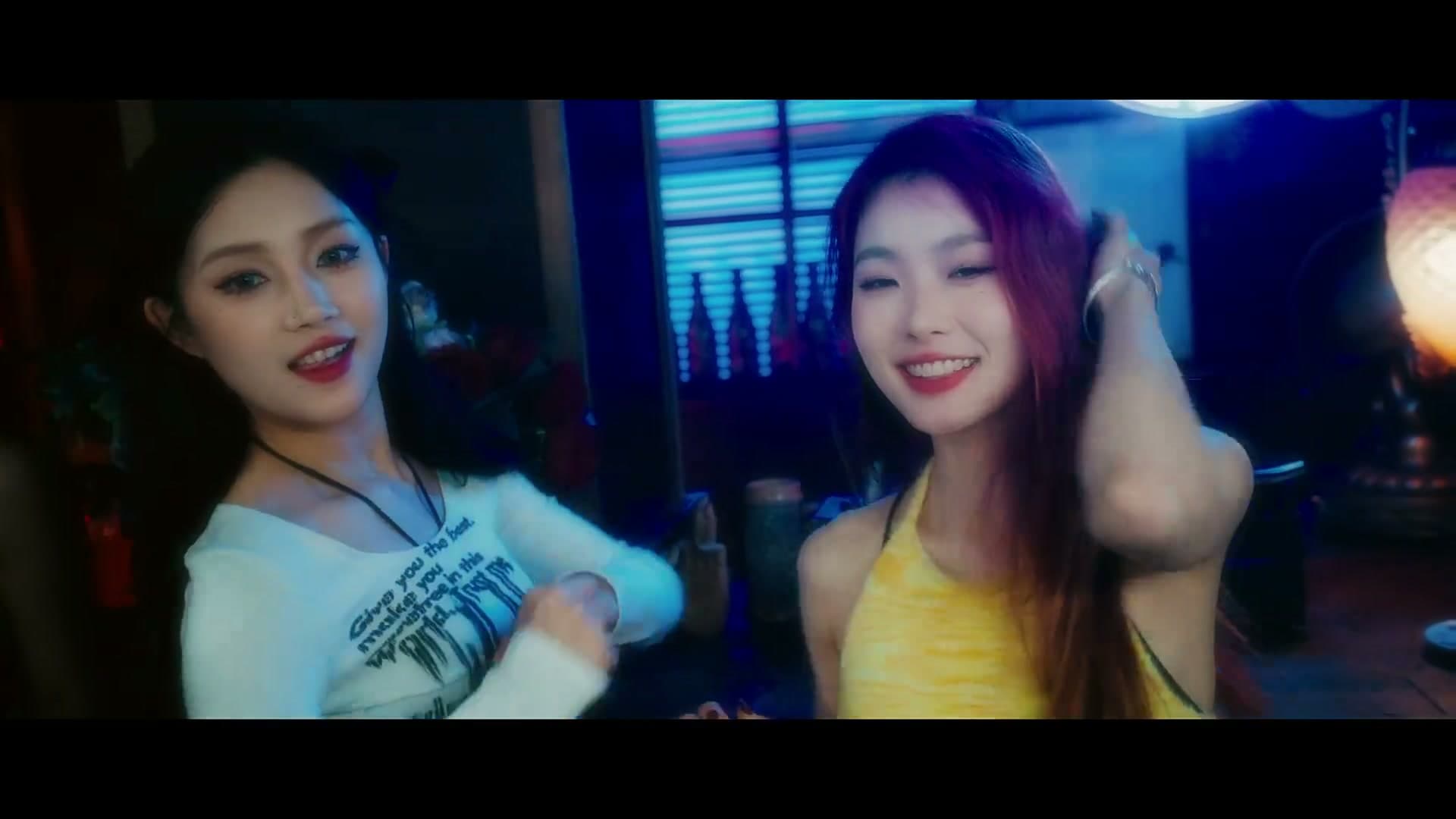 卡捷琳娜·凯丽《快爱》丨Dir Cut footage 12