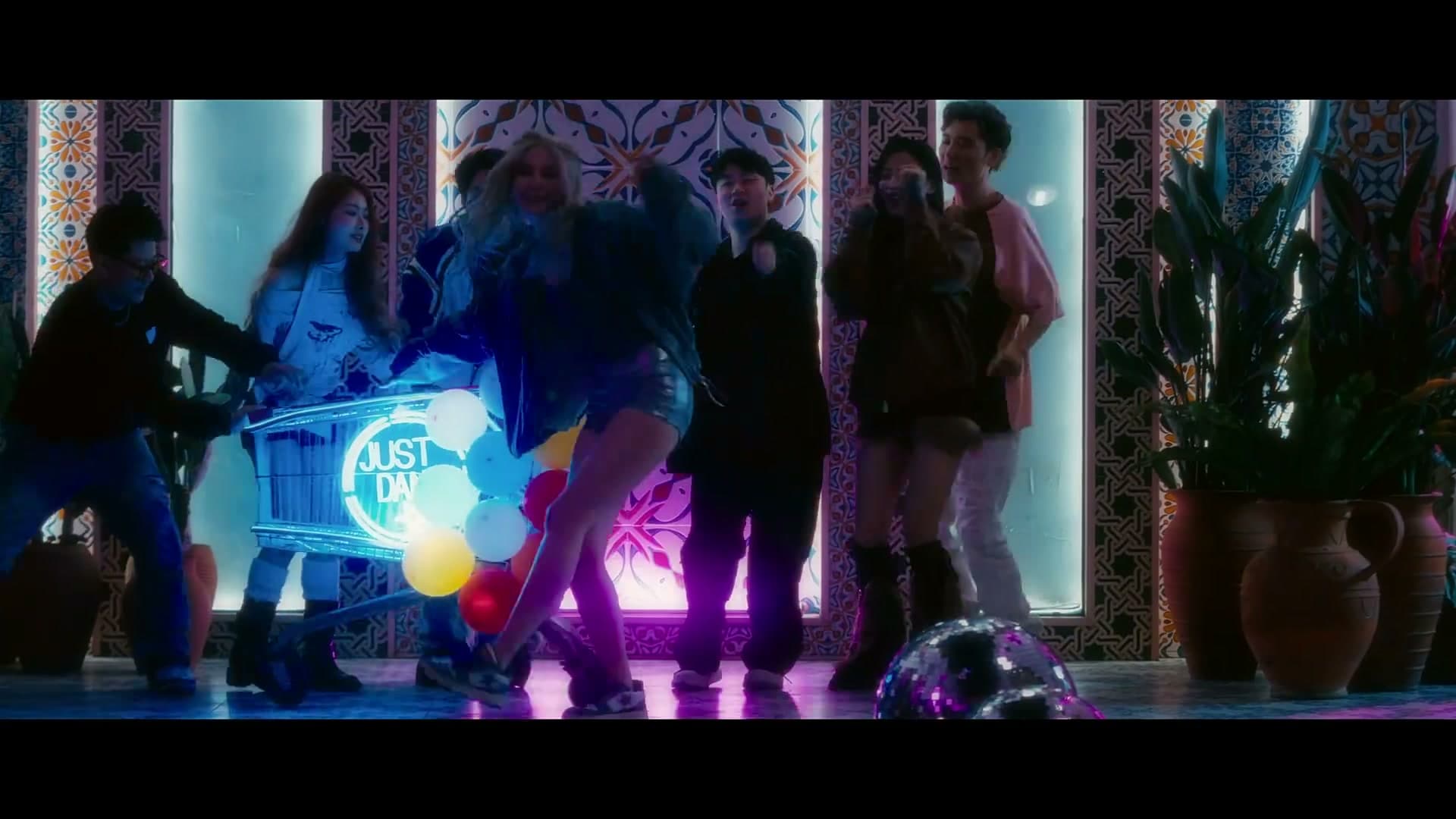 卡捷琳娜·凯丽《快爱》丨Dir Cut footage 26