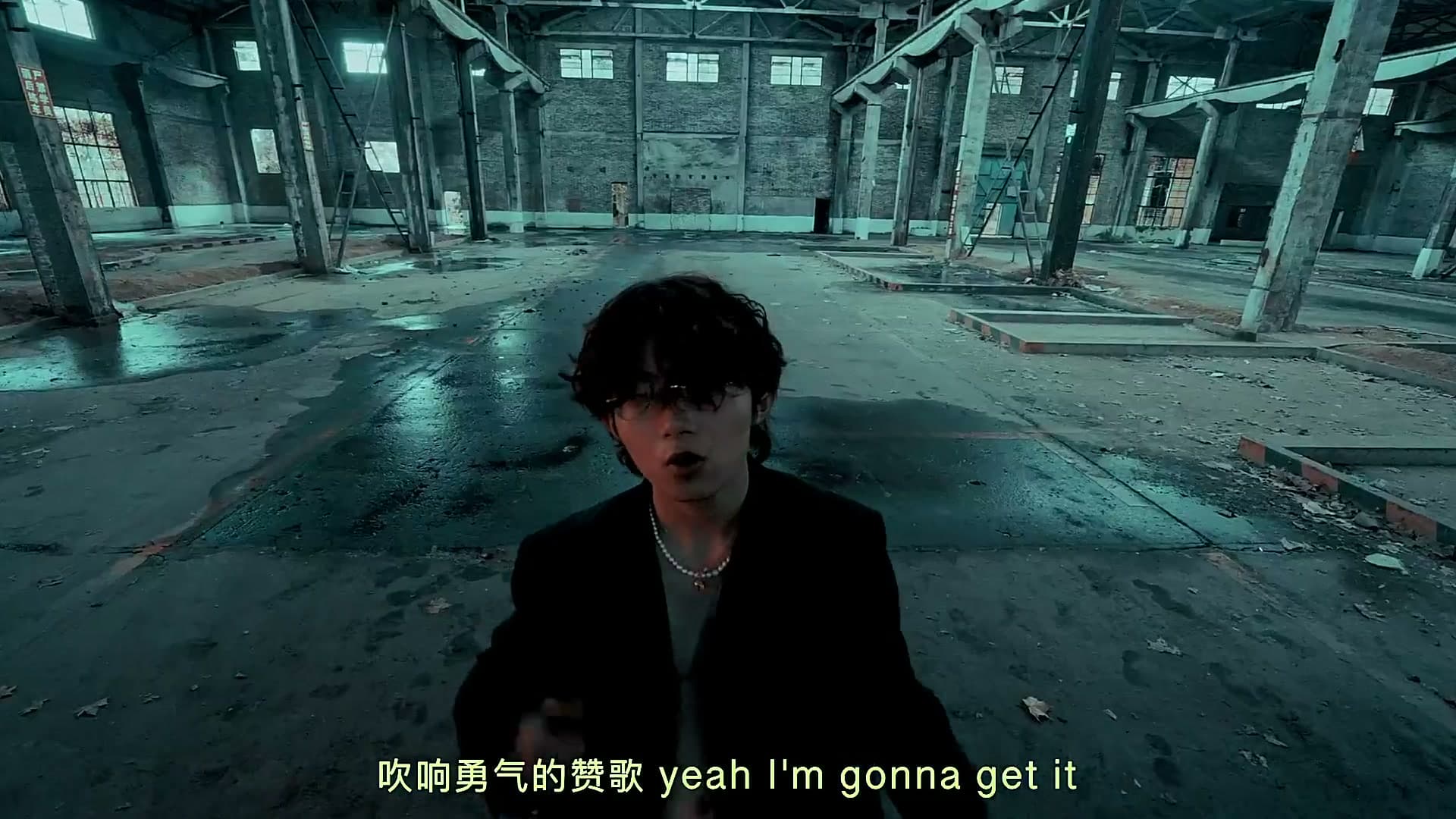 Lil kis MV《APOLLO阿波罗》 footage 15