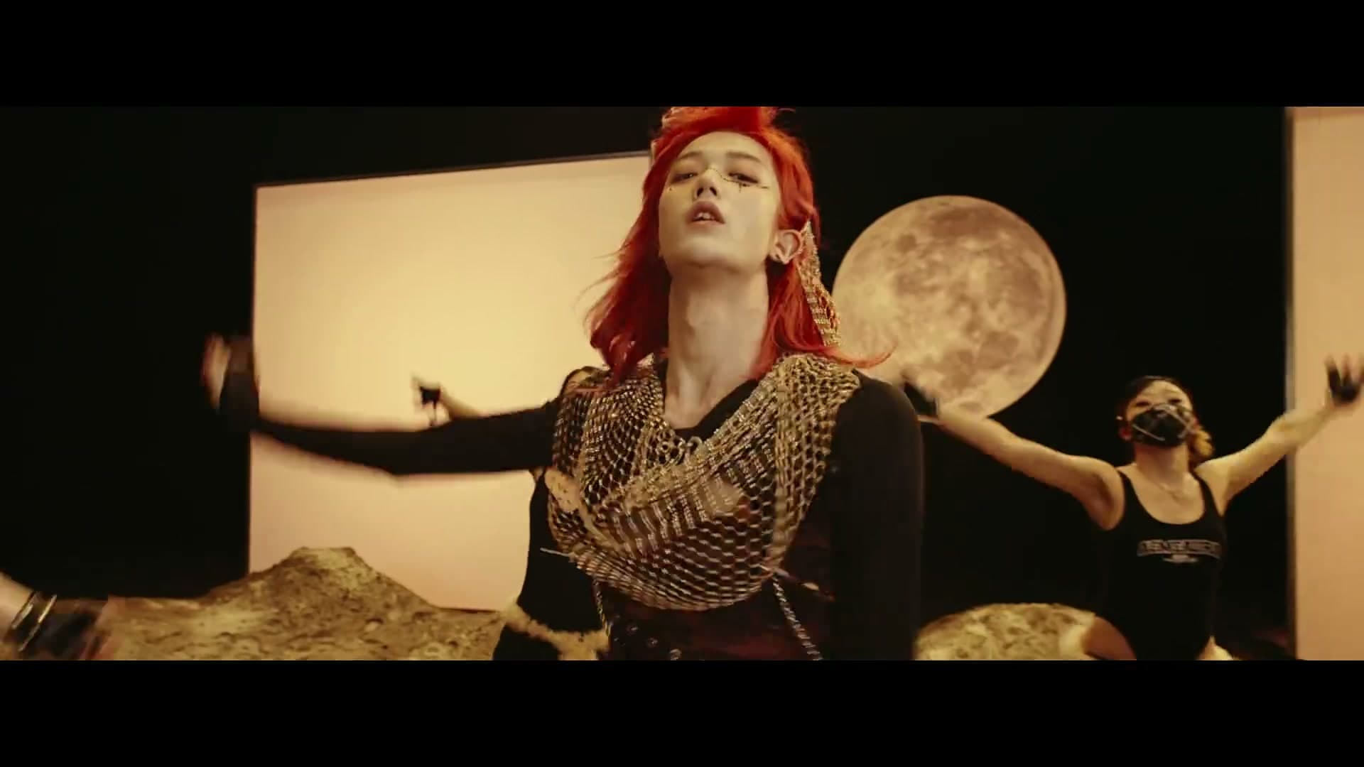 《Like an Animal》—孙滢皓Official Music Video footage 9